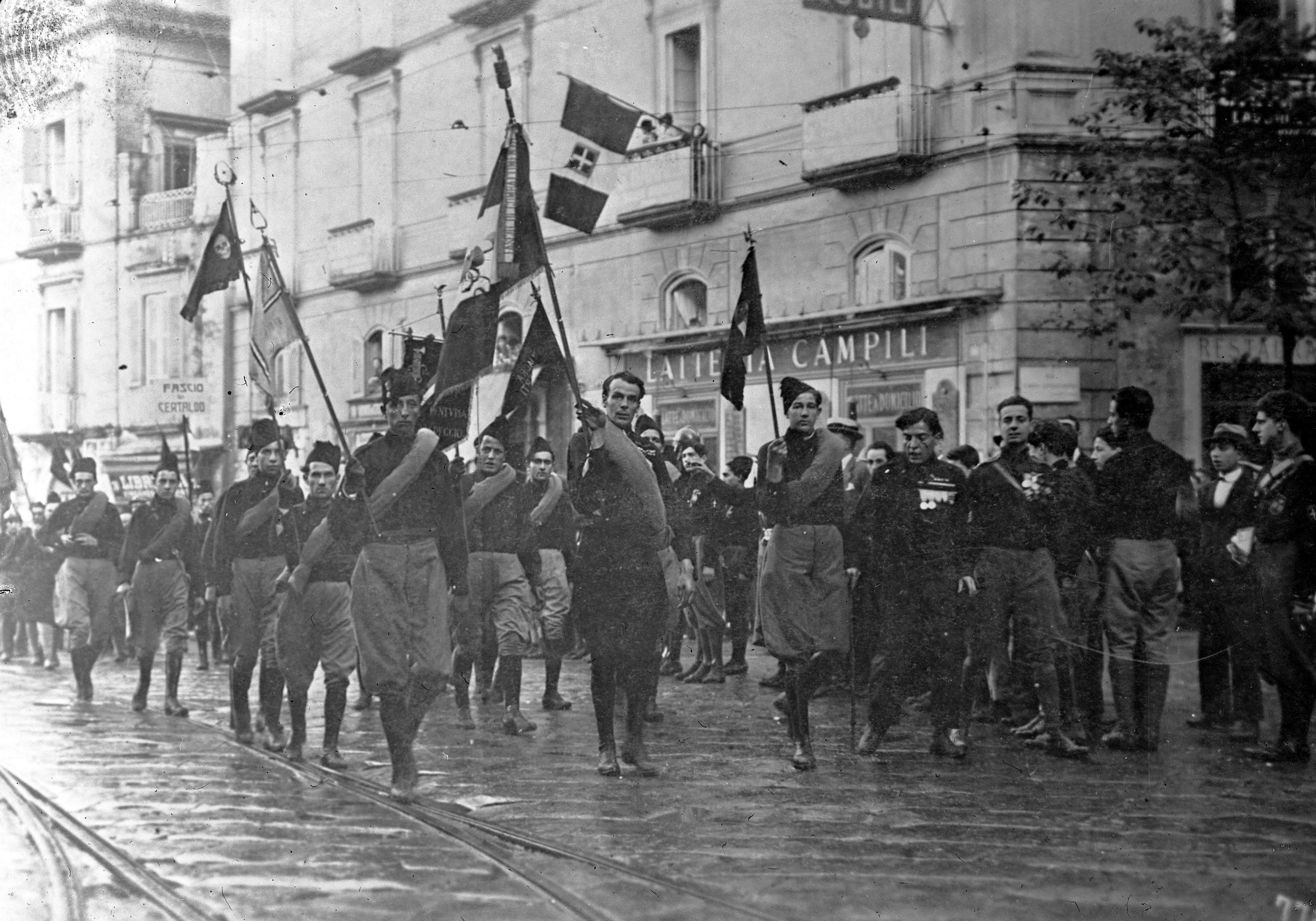 marcia-roma-fascisti.jpg