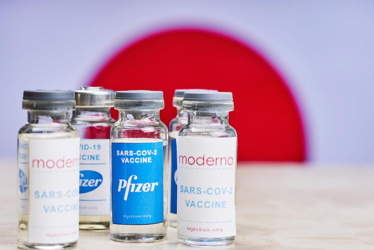moderna-pfizer.jpg