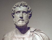 L’abbigliamento nell’Antica Roma: toghe, tuniche e gioielli di un Impero