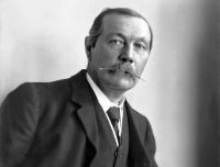 Arthur Conan Doyle, il capostipite del giallo deduttivo