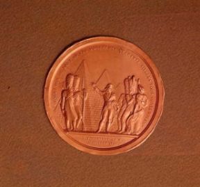Nicolas Marie Gatteaux. Medaglia con scena della campagna napoleonica in Egitto (Parigi, Cabinet des MÃ©dailles).De Agostini Picture Library