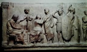 Censimento. Trascrizione dei dati della rilevazione in un particolare dell'ara di Domizio Enobarbo del sec. I a.C. (Parigi, Louvre).De Agostini Picture Library