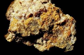 Copiapite. Cristalli del minerale.De Agostini Picture Library / C. Bevilacqua