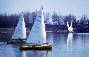 Finn durante una regata.De Agostini Picture Library