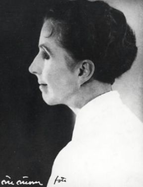 Karen Blixen-Finecke .De Agostini Picture Library