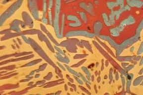 Lega. Greggio di fusione temperato di acciaio inossidabile austenoferritico: la struttura Ã¨ costituita da austenite e ferrite.De Agostini Picture Library