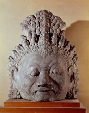 Asura in una raffigurazione di arte khmer (Parigi, MusÃ©e Guimet).Parigi, Museo Guimet