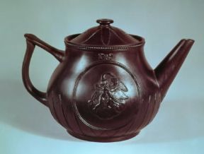 Basalti neri. Teiera di J. Wedgwood (Londra, Collezione privata).De Agostini Picture Library