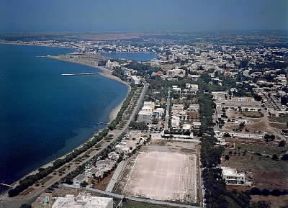 Coo. Veduta della cittÃ  di Coo, uno dei centri principali dell'isola omonima.De Agostini Picture Library / Pubbliaerfoto