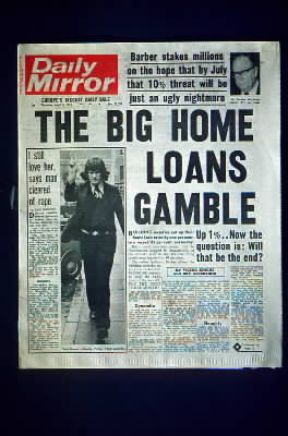Daily Mirror. Un numero del quotidiano britannico.De Agostini Picture Library