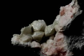 Datolite .De Agostini Picture Library/C. Bevilacqua