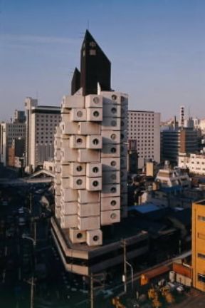 Architettura. Palazzo a capsule cubiche di K. Kurosawa.De Agostini Picture Library/M. Leigheb