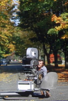 Cinepresa montata su carello.De Agostini Picture Library/P. Servo