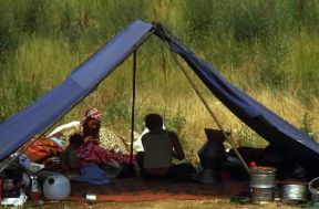 Zingari. Nomadi calderai alla periferia di Alessandria.De Agostini Picture Library/A. Vergani