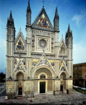 Orvieto . La facciata del duomo realizzata da L. Maitani nella prima metÃ  del sec. XIV.De Agostini Picture Library