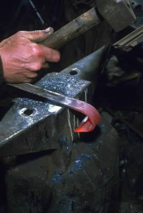 Incudine. De Agostini Picture Library/A. De Gregorio