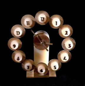 Orologio . Pendola dÃ©co in marmo e metallo argentato.De Agostini Picture Library/G. Dagli Orti