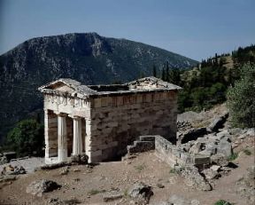 Delfi . Il thesaurÃ²s degli Ateniesi.De Agostini Picture Library/G. Dagli Orti