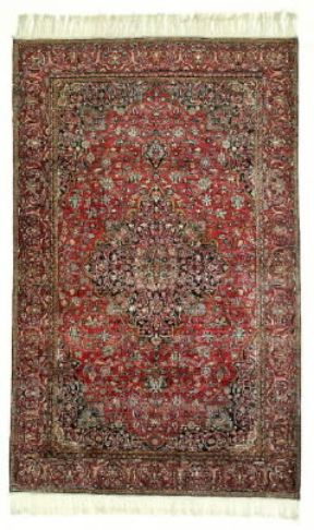 Iran . Tappeto in seta proveniente dalla cittÃ  di Kashan nella provincia di Esfahan.De Agostini Picture Library