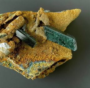 Vivianite. De Agostini Picture Library/G. Cigolini