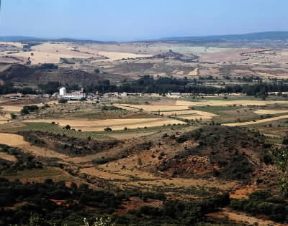 Aragona. Veduta della depressione dell'Ebro.De Agostini Picture Library/G. Nimatallah