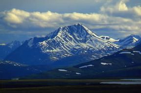 Canada. Una veduta della catena dei monti Mackenzie.De Agostini Picture Library/G. Cappelli
