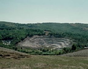 Cava di alabastro presso Volterra.De Agostini Picture Library/G. Nimatallah