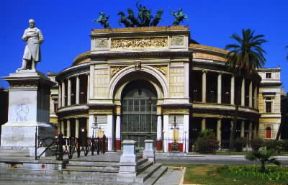 Giuseppe Damiani Almeyda. Il Politeama di Palermo (1874).De Agostini Picture Library / M. Leigheb