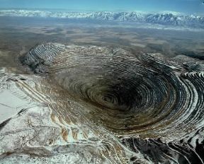Coltivazione a cielo aperto. Miniera di rame nel Bingham Canyon (Utah).De Agostini Picture Library / Pubbliaerfoto