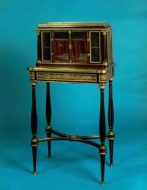 Bonheur-du-jour .De Agostini Picture Library