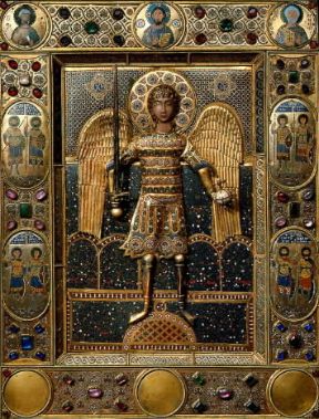 Arcangelo. Raffigurazione dell'arcangelo Michele in un'icona bizantina del sec. X (Venezia, Tesoro di S. Marco).De Agostini Picture Library/M. Carrieri