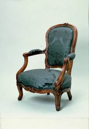 Poltrona in stile Luigi XV del 1760 circa.De Agostini Picture Library/A. C. Cooper