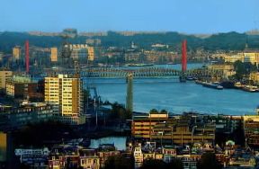 Rotterdam. Il porto.De Agostini Picture Library / G. SioÃ«n