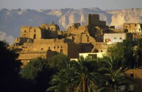 Egitto . Veduta del villaggio di El Qasr nell'oasi di Dakhla nel Deserto Orientale.De Agostini Picture Library/A. Vergani