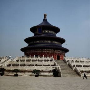 Repubblica Popolare della Cina. Il Tempio del Cielo edificato in epoca Ming all'interno della CittÃ  Proibita a Pechino.De Agostini Picture Library/A. Tessore
