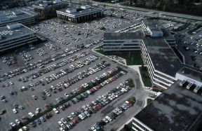 Autoparcheggio. Parcheggio dello Shopping Center di Bingham (Michigan-Detroit).De Agostini Picture Library/A. Vergani