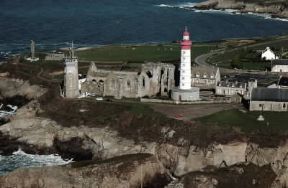 Brest. Il ponte St. Mathieu nella rada di Brest.De Agostini Picture Library/E. QuemerÃ©
