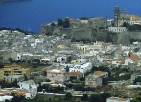 Lipari. Veduta di Lipari, principale centro dell'omonima isola.De Agostini Picture Library/M. Leigheb