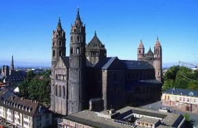 Worms. Veduta del duomo in stile romanico.De Agostini Picture Library/N. Cirani