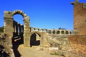 Ferento d'Etruria. Veduta dei resti del teatro romano.De Agostini Picture Library/G. Berengo Gardin