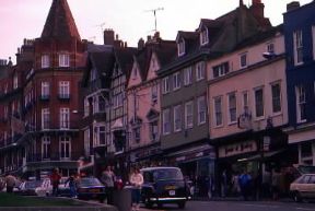 Windsor. Una strada del centro della cittÃ .De Agostini Picture Library/G. Wright