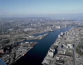 Canale. Impianti portuali sul canale Inderhavn a Copenaghen.De Agostini Picture Library/N. Cirani