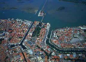 Grado. Veduta della cittÃ .De Agostini Picture Library / Pubbliaerfoto