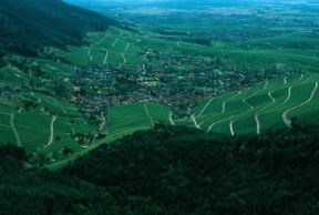 Baden-WÃ¼rttemberg. Veduta di Yburg, ai piedi della Selva Nera.De Agostini Picture Library / G. SioÃ«n