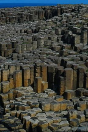 Basalto. Formazioni basaltiche.De Agostini Picture Library / N. Cirani
