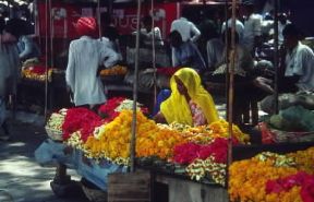 Rajasthan. Il mercato della capitale Jaipur.De Agostini Picture Library/M. Bertinetti