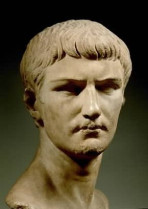 Caio Cesare Augusto Germanico Caligola in un busto conservato nei Musei Capitolini di Roma.De Agostini Picture Library/G. Dagli Orti