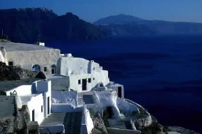 Santorino. Tipiche abitazioni dell'isola.De Agostini Picture Library / G. Dagli Orti