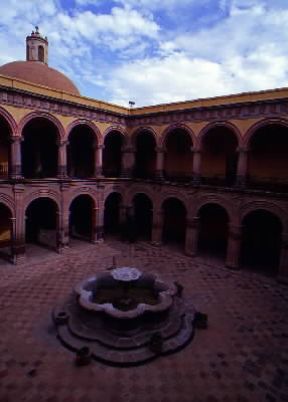 QuerÃ©taro. Scorcio del cortile del Museo Regionale.De Agostini Picture Library/S. Gutierrez