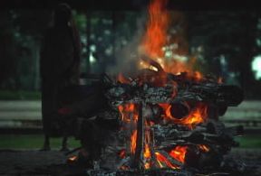 India . Un momento della cerimonia della cremazione.De Agostini Picture Library/G. Berengo Gardin